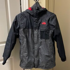 North face boys jacket great condition dry vent